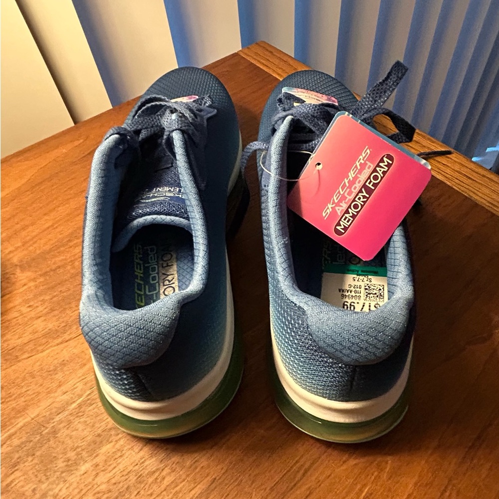 Skechers Women’s Blue Athletic Shoes Sz 7.5. - Picture 5 of 6